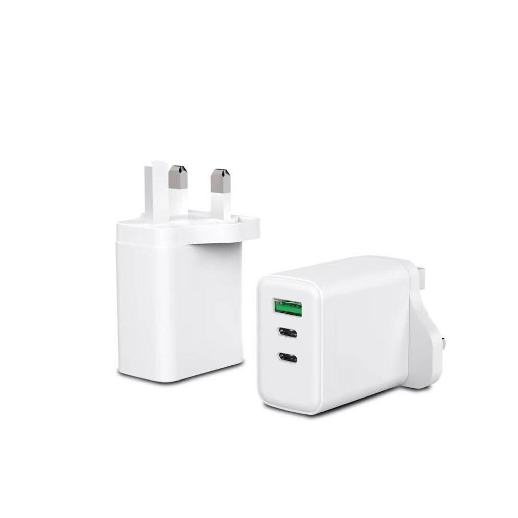 40W Dual USB-C and USD-A Fast Charge Power Adaptor